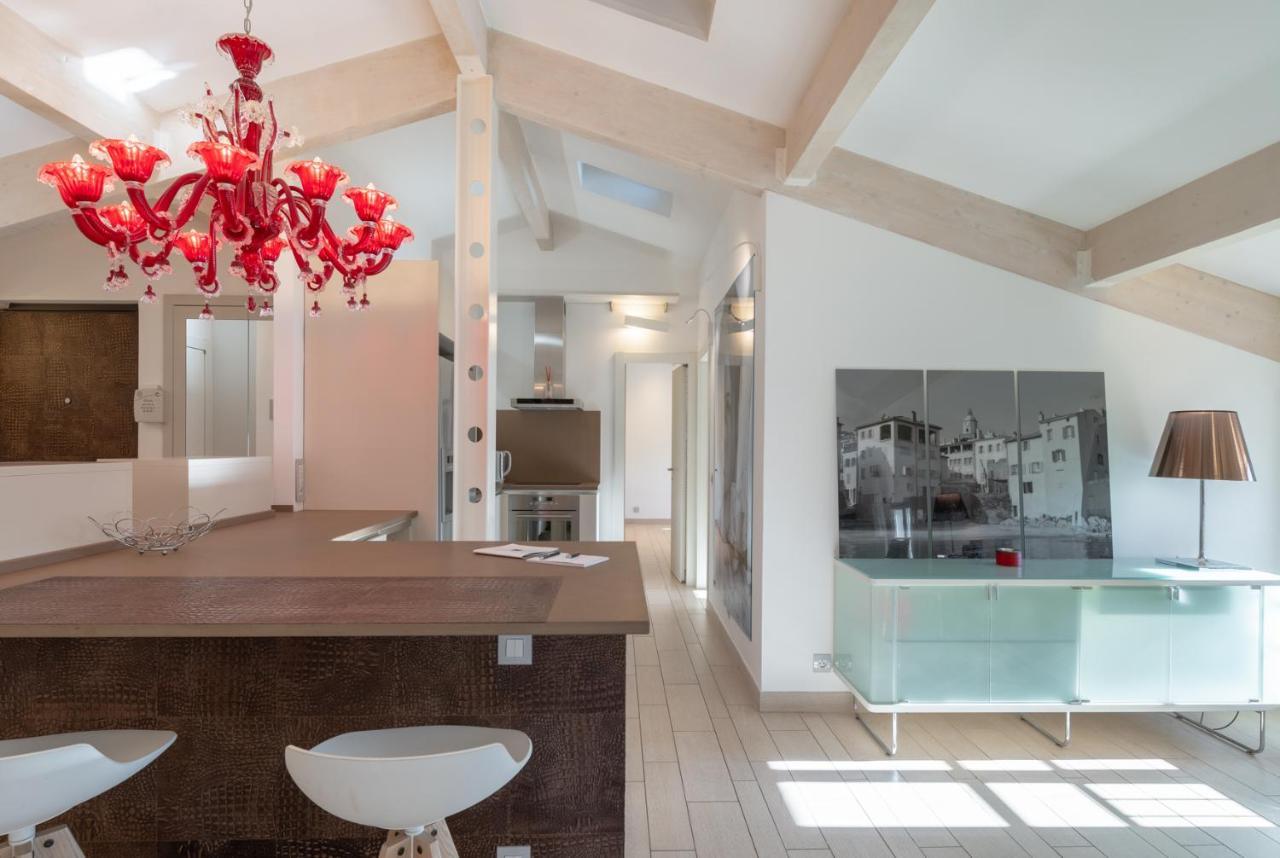 Appartement DELICE A Saint-Tropez Buitenkant foto